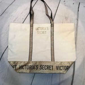 Victoria’s Secret Tote